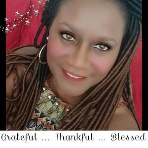 Meet your Posher, Keva